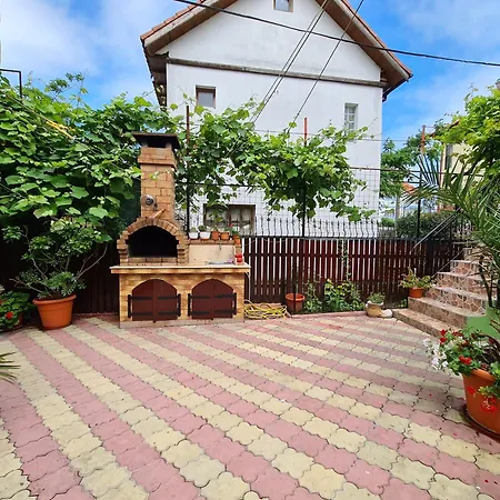 Vendégház Casa Bianca Două Mai